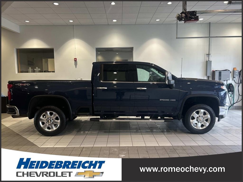 Used 2023 Chevrolet Silverado 2500 LTZ w/ LTZ Convenience Package image 2