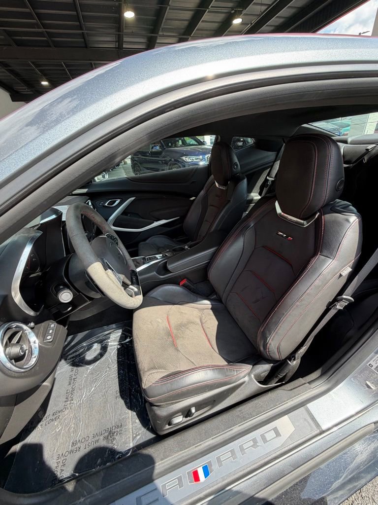 Used 2021 Chevrolet Camaro ZL1 RWD image 36