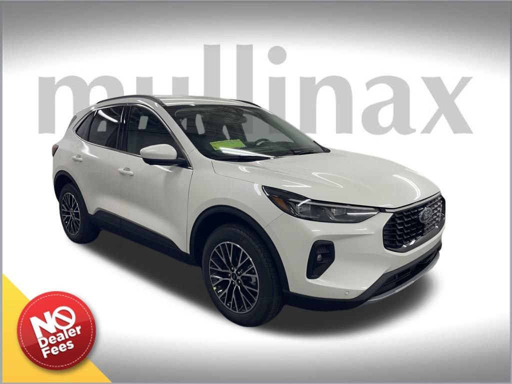 New 2026 Ford Escape SE w/ PHEV Premium Package