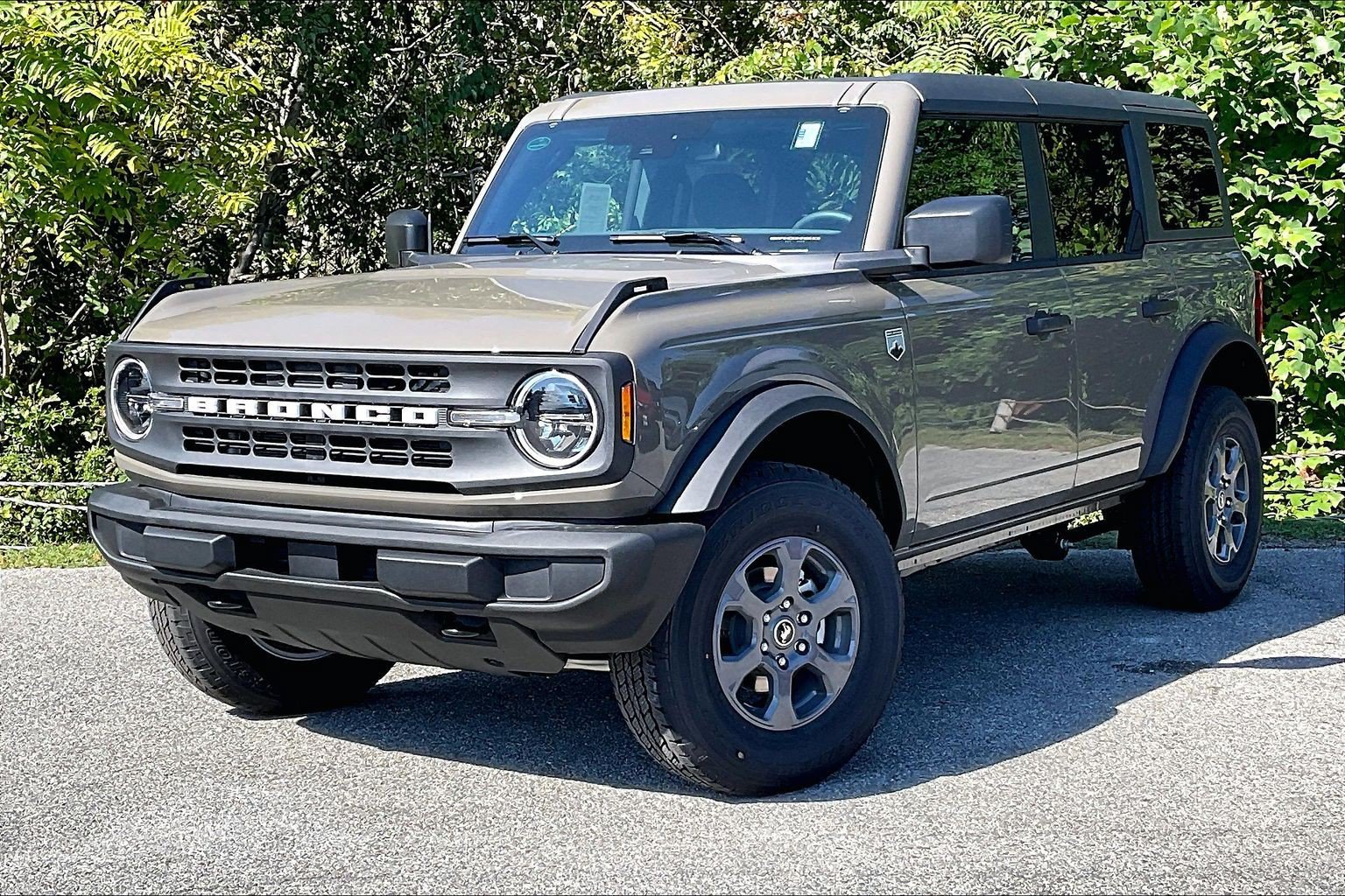 New 2026 Ford Bronco Big Bend AWD/4WD image 2