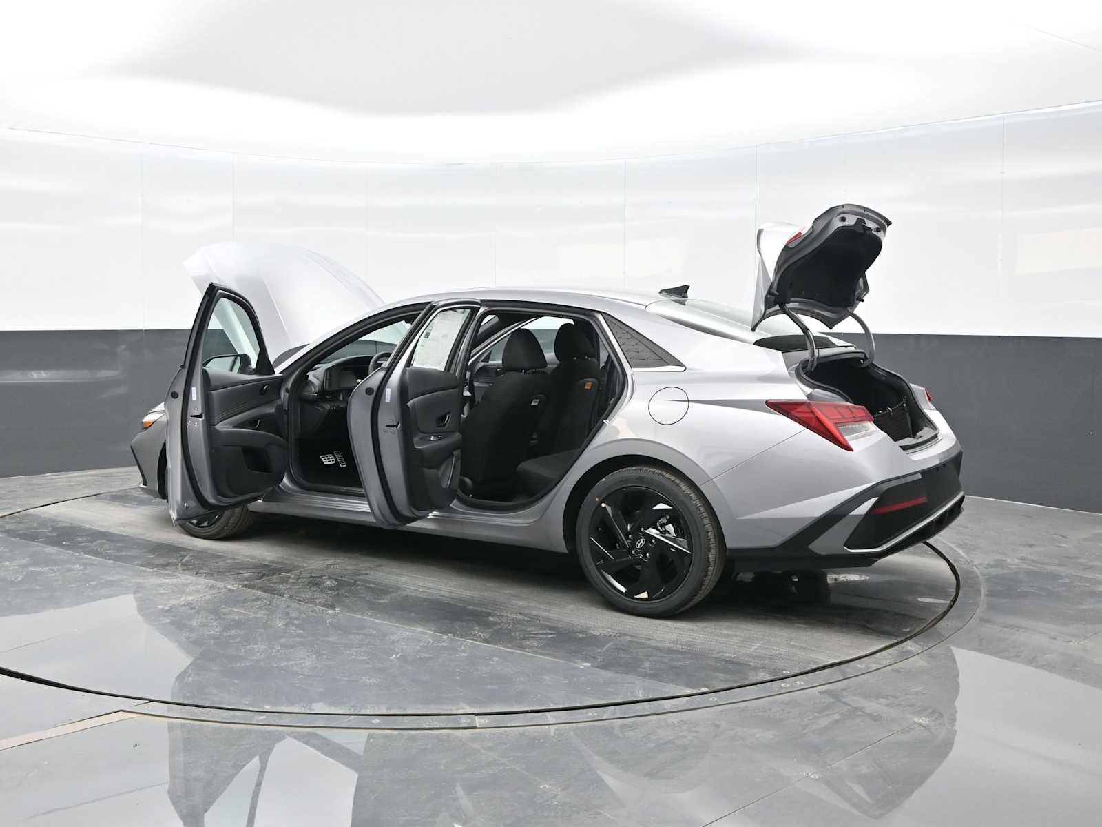 New 2026 Hyundai Elantra SEL Sport Premium image 32