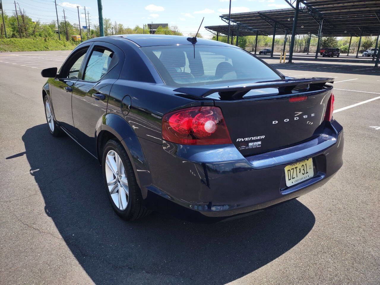 Used 2014 Dodge Avenger SE w/ Rallye Appearance Group FWD image 7