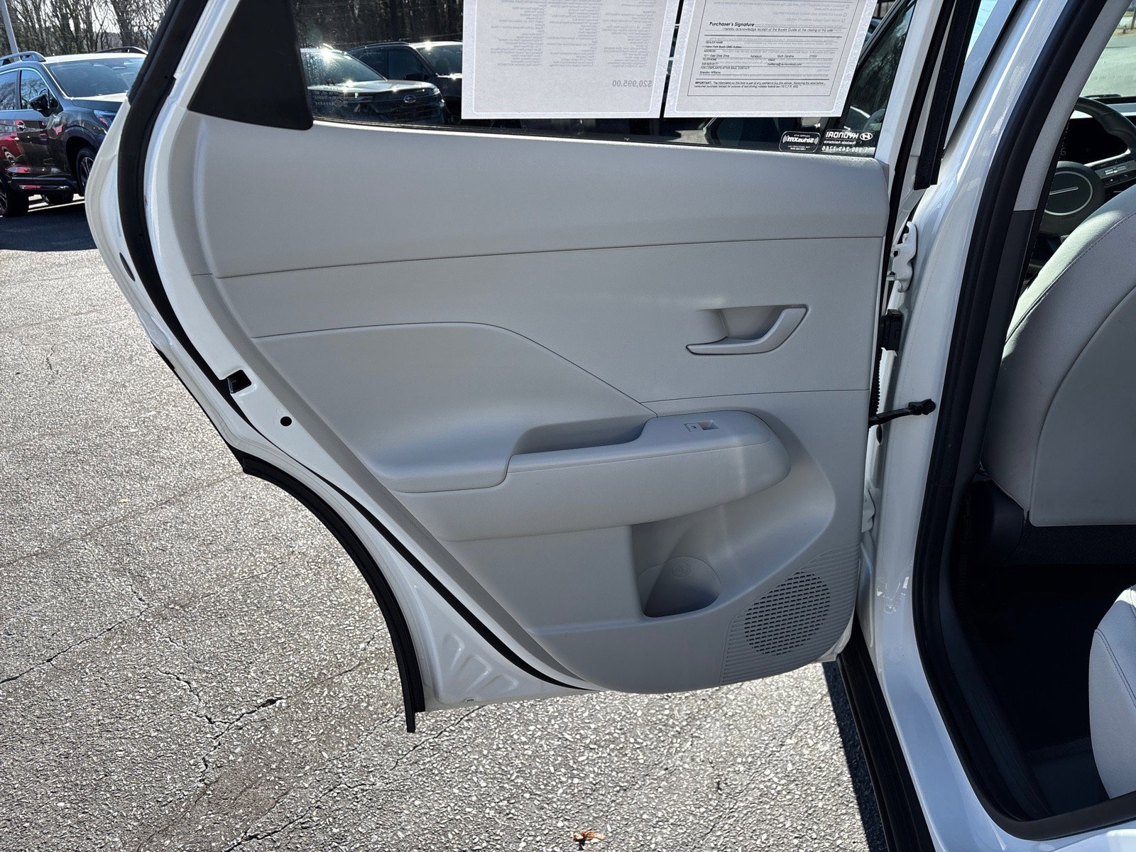 Used 2024 Hyundai Kona SEL image 31