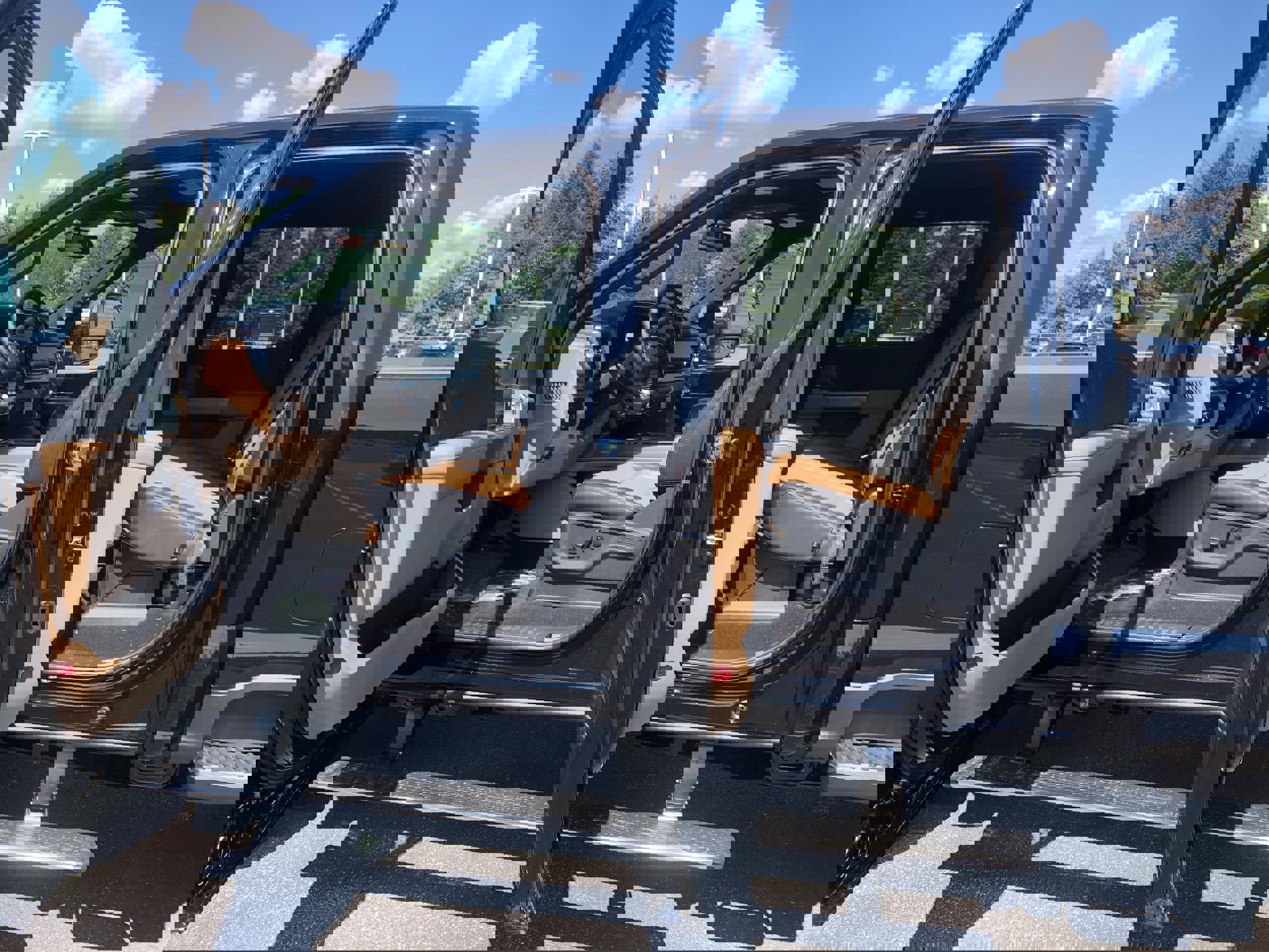 New 2026 Ford F350 Lariat w/ Chrome Package image 10