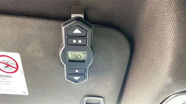 Used 2022 GMC Sierra 2500 SLT w/ SLT Premium Package image 38