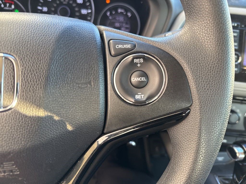 Used 2017 Honda HR-V LX image 10