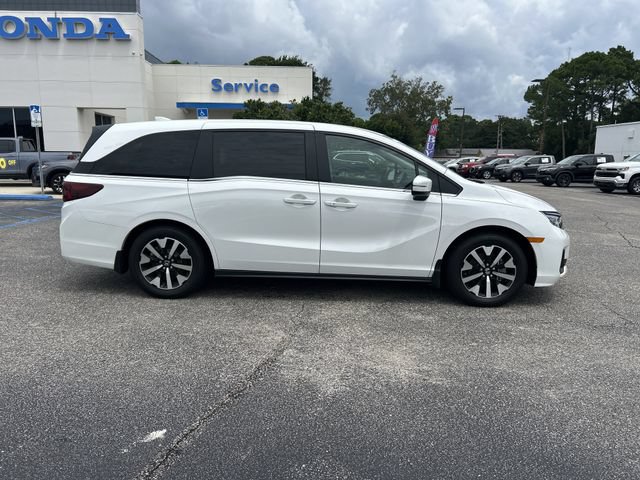 Certified 2026 Honda Odyssey EX-L image 3
