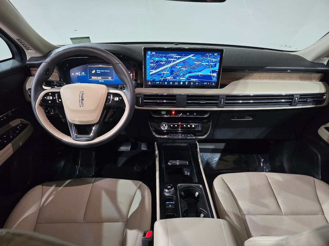 New 2026 Lincoln Corsair Reserve AWD/4WD image 30