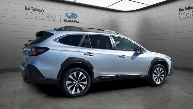 Used 2023 Subaru Outback Limited AWD/4WD image 4