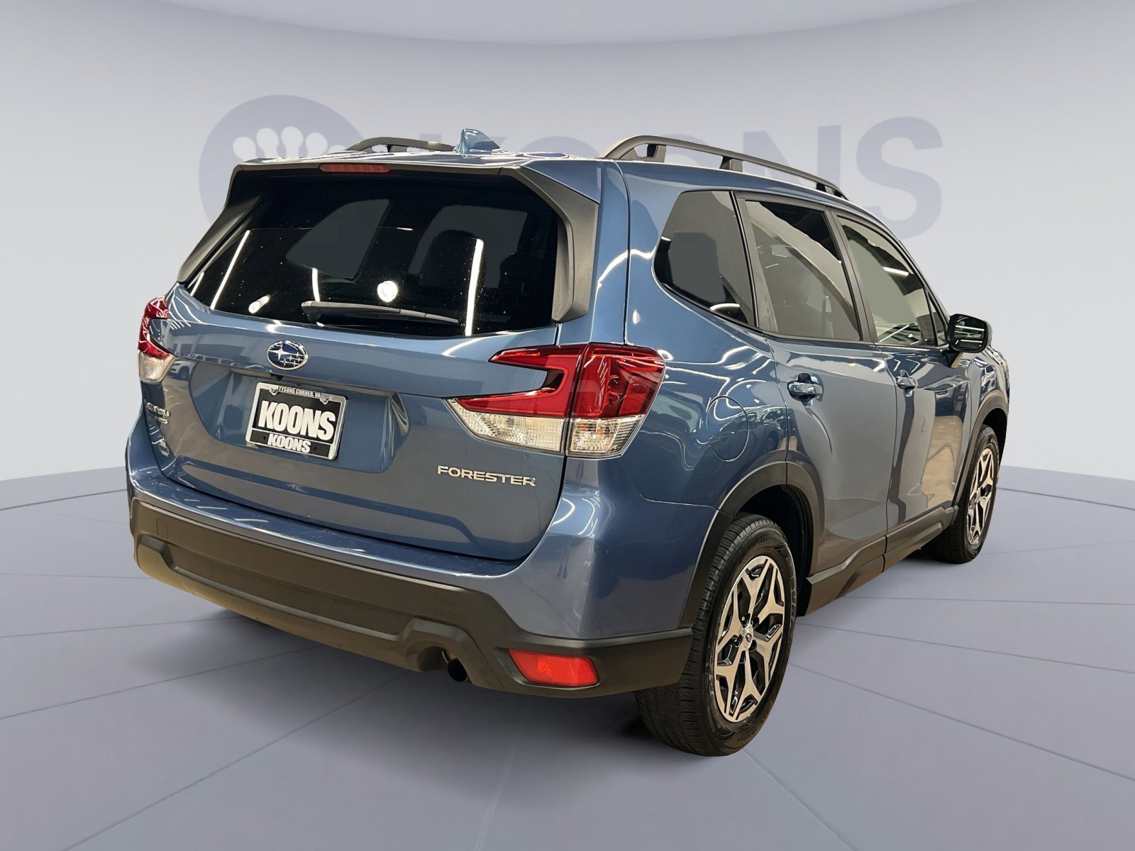 Used 2023 Subaru Forester Premium AWD/4WD image 5