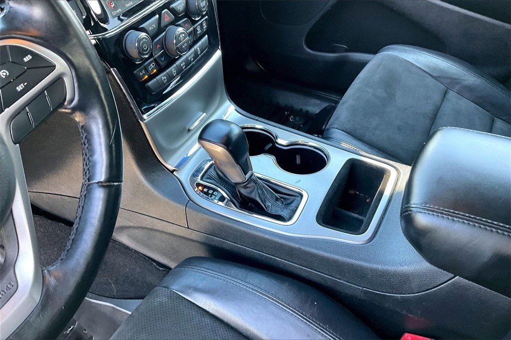 Used 2021 Jeep Grand Cherokee Laredo X image 14