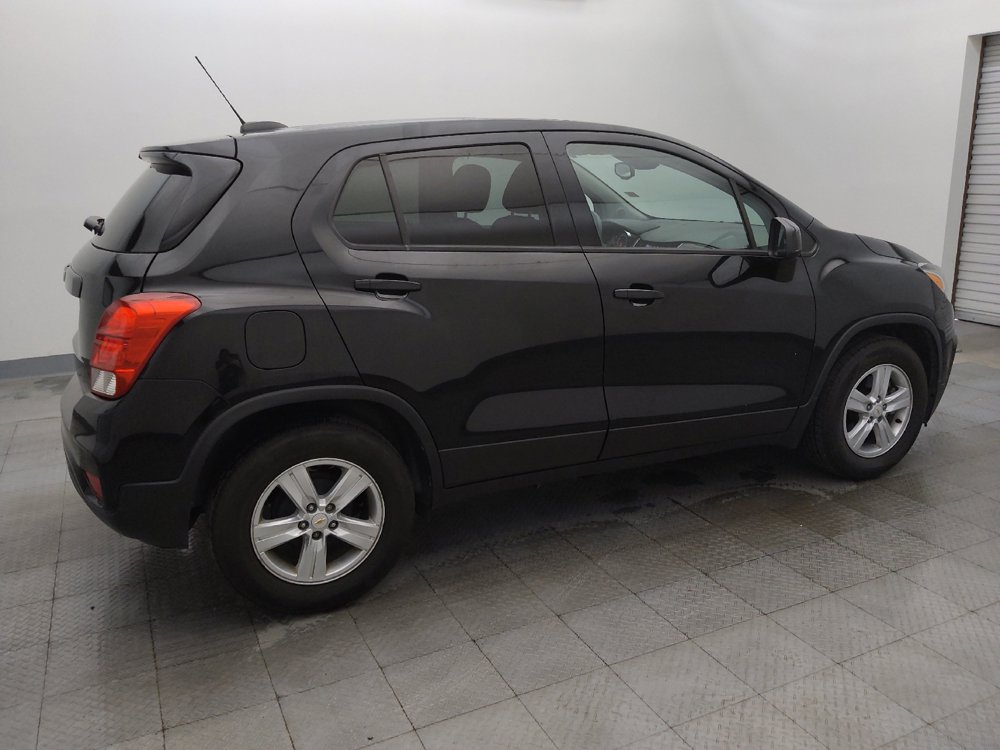 Used 2020 Chevrolet Trax LS w/ Tint and Cruise Package FWD image 10