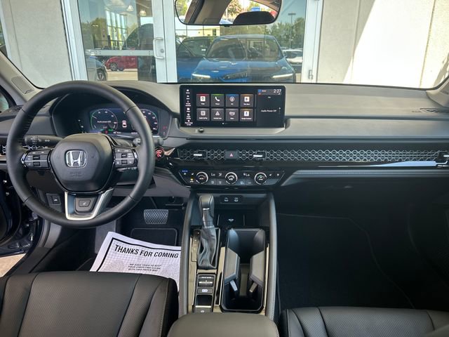 Used 2025 Honda Accord Touring image 12