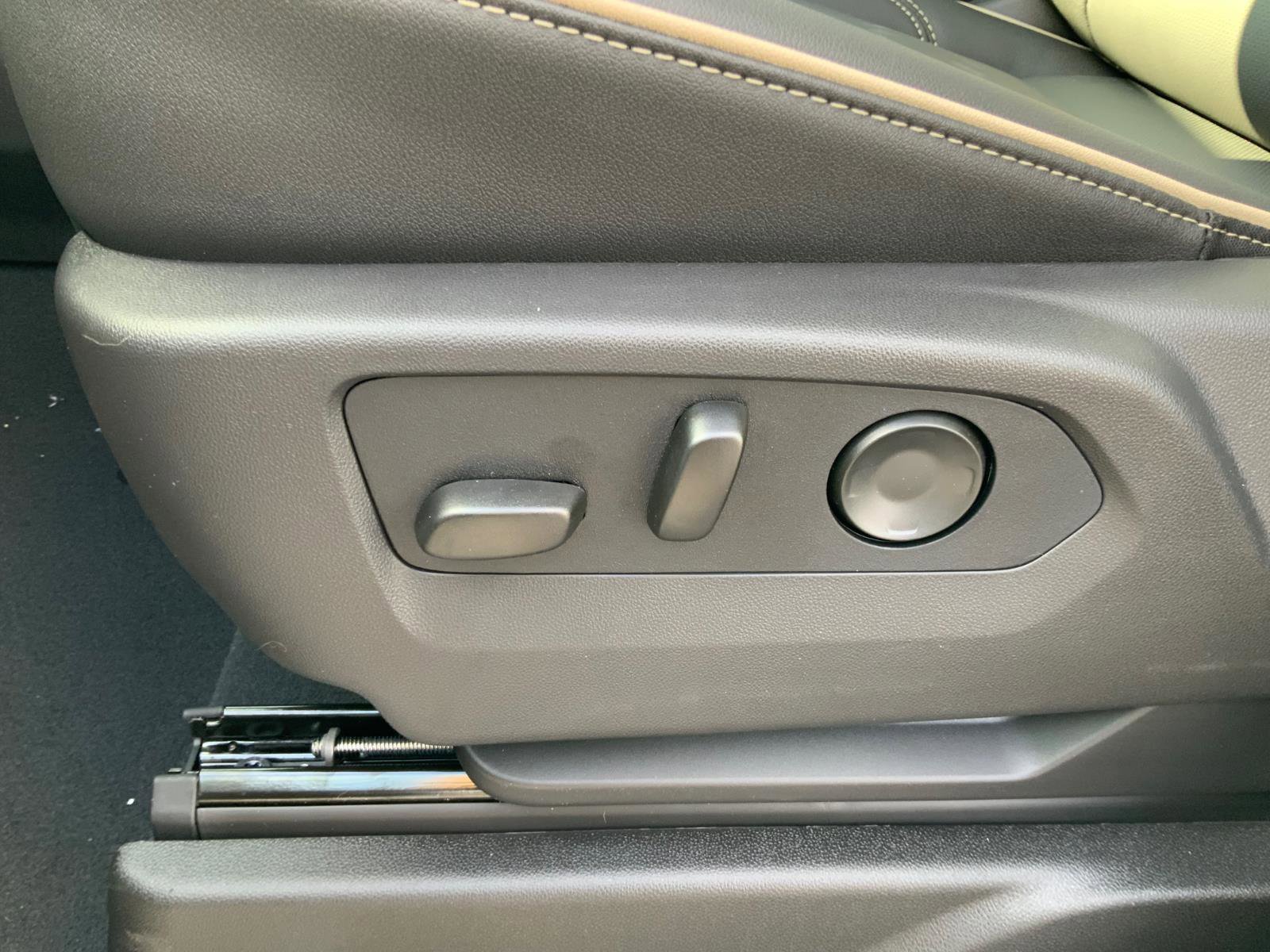 New 2026 Chevrolet Tahoe Premier AWD/4WD image 30