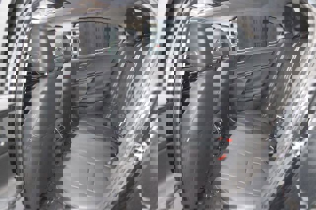 Used 2017 Jaguar XE Premium image 20