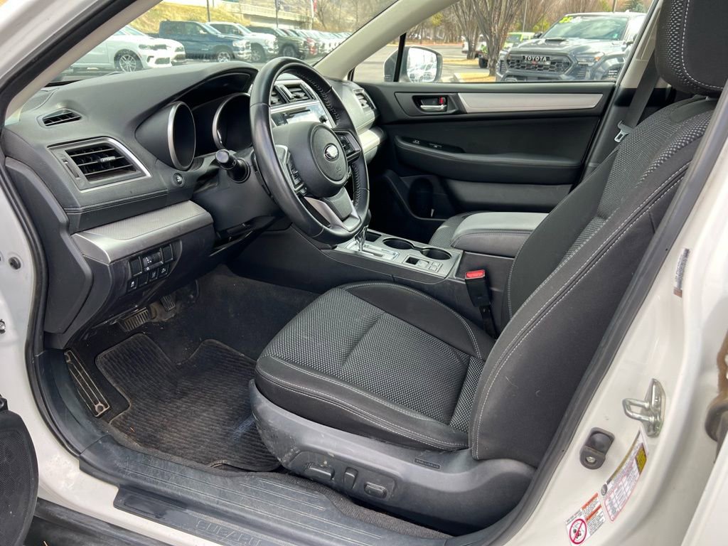 Used 2019 Subaru Outback 2.5i Premium AWD/4WD image 24