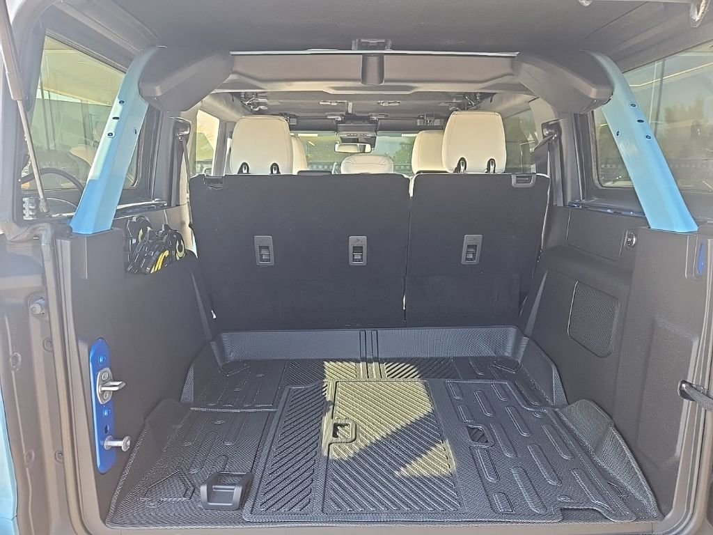 Used 2024 Ford Bronco Outer Banks AWD/4WD image 13