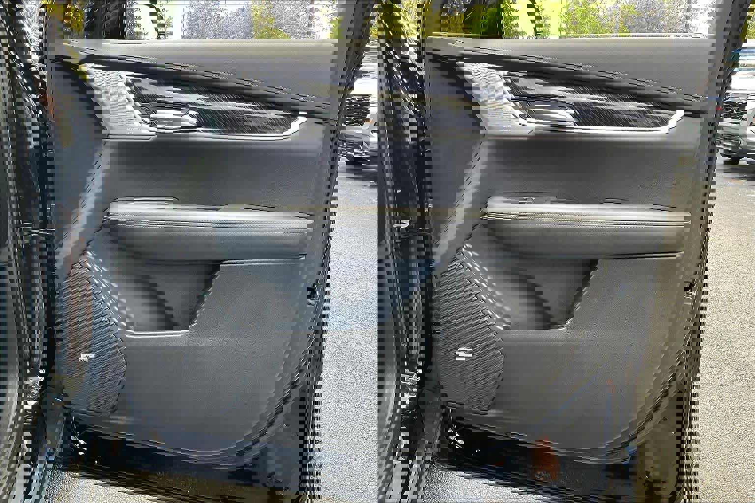 Used 2022 Cadillac XT6 Premium Luxury w/ Technology Package image 23