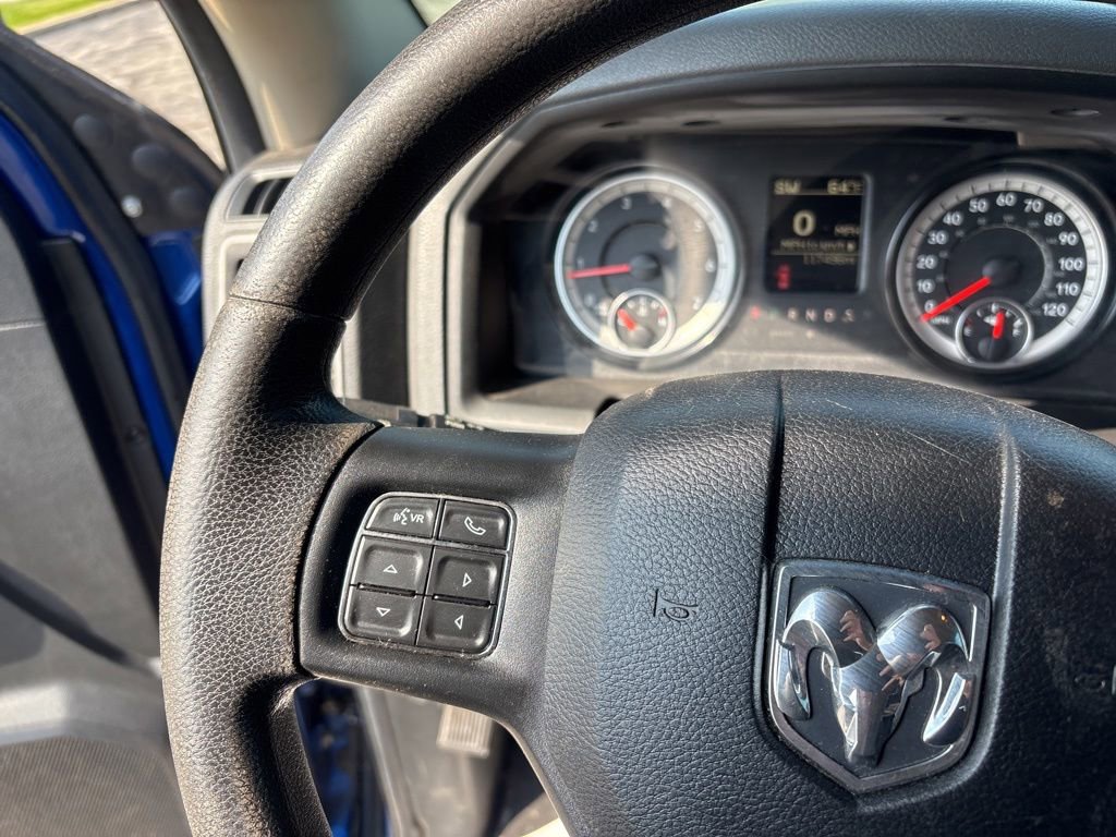 Used 2017 RAM 1500 Express AWD/4WD image 26