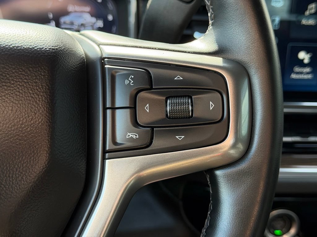 Used 2024 Chevrolet Silverado 1500 RST AWD/4WD image 19