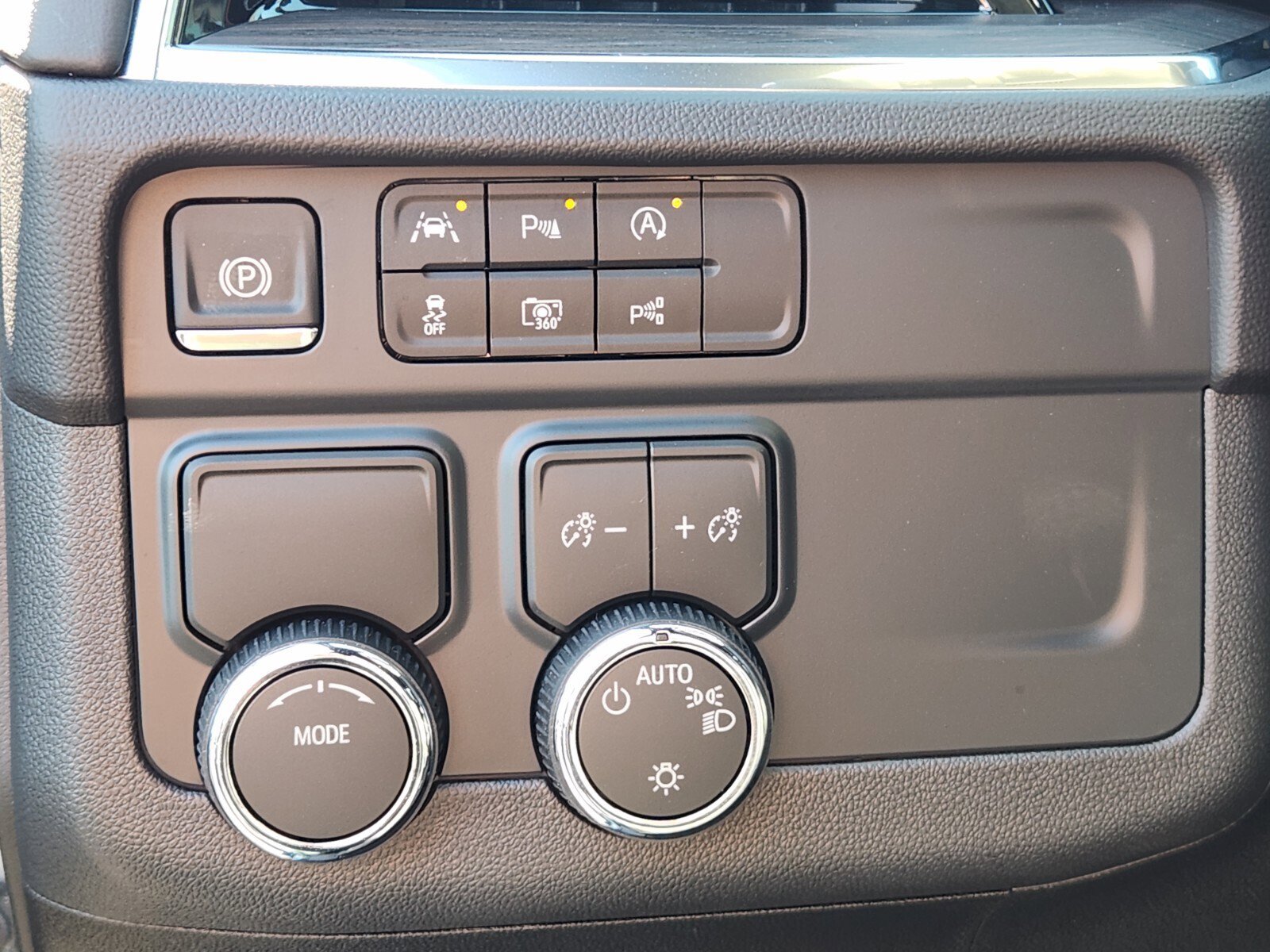 New 2026 Chevrolet Tahoe LS image 14