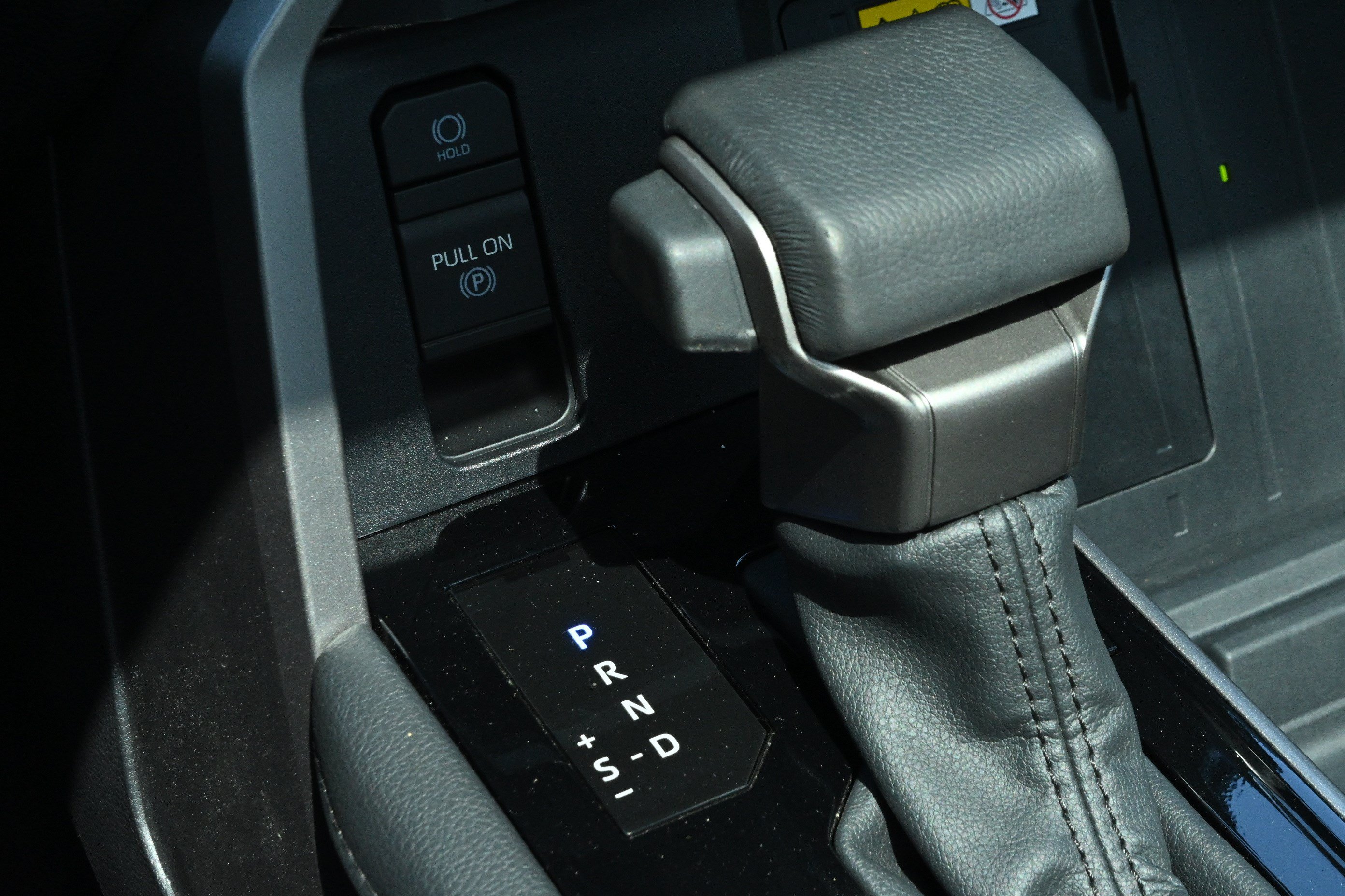 Used 2024 Toyota Tundra Limited AWD/4WD image 22