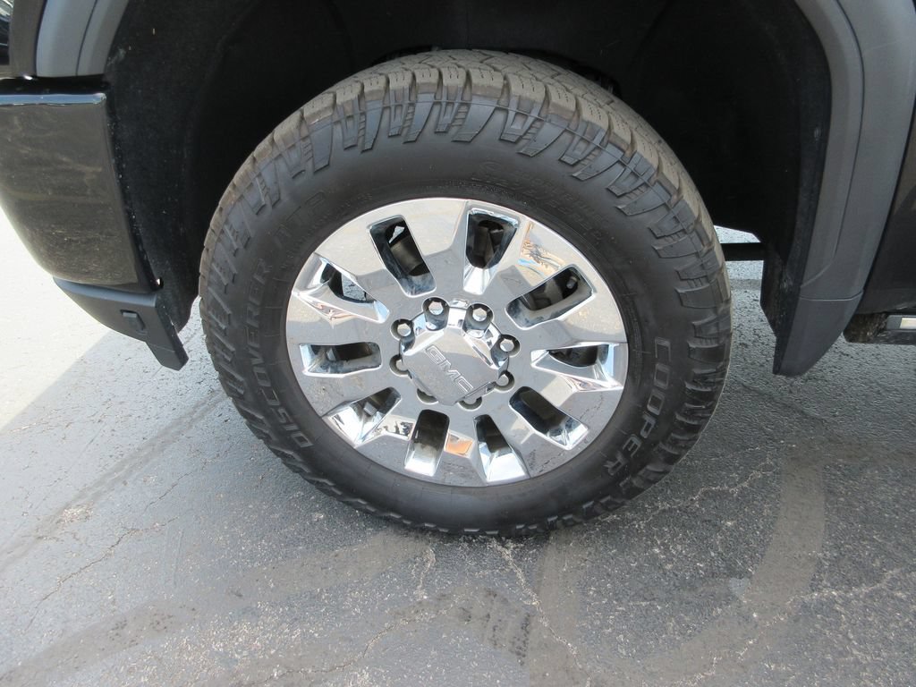 Certified 2023 GMC Sierra 3500 Denali w/ Denali Ultimate Package AWD/4WD image 16