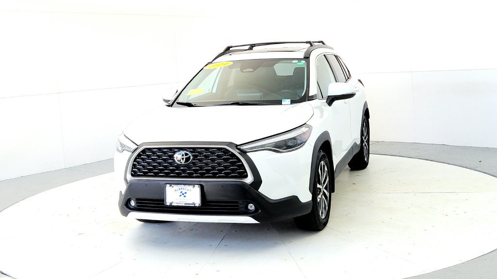 Certified 2024 Toyota Corolla Cross XLE w/ Convenience Package AWD/4WD image 2