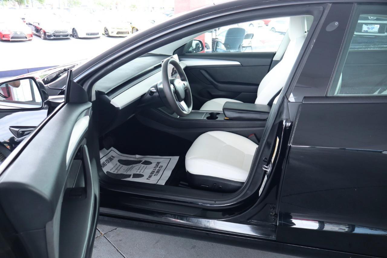 Used 2022 Tesla Model 3 RWD image 14