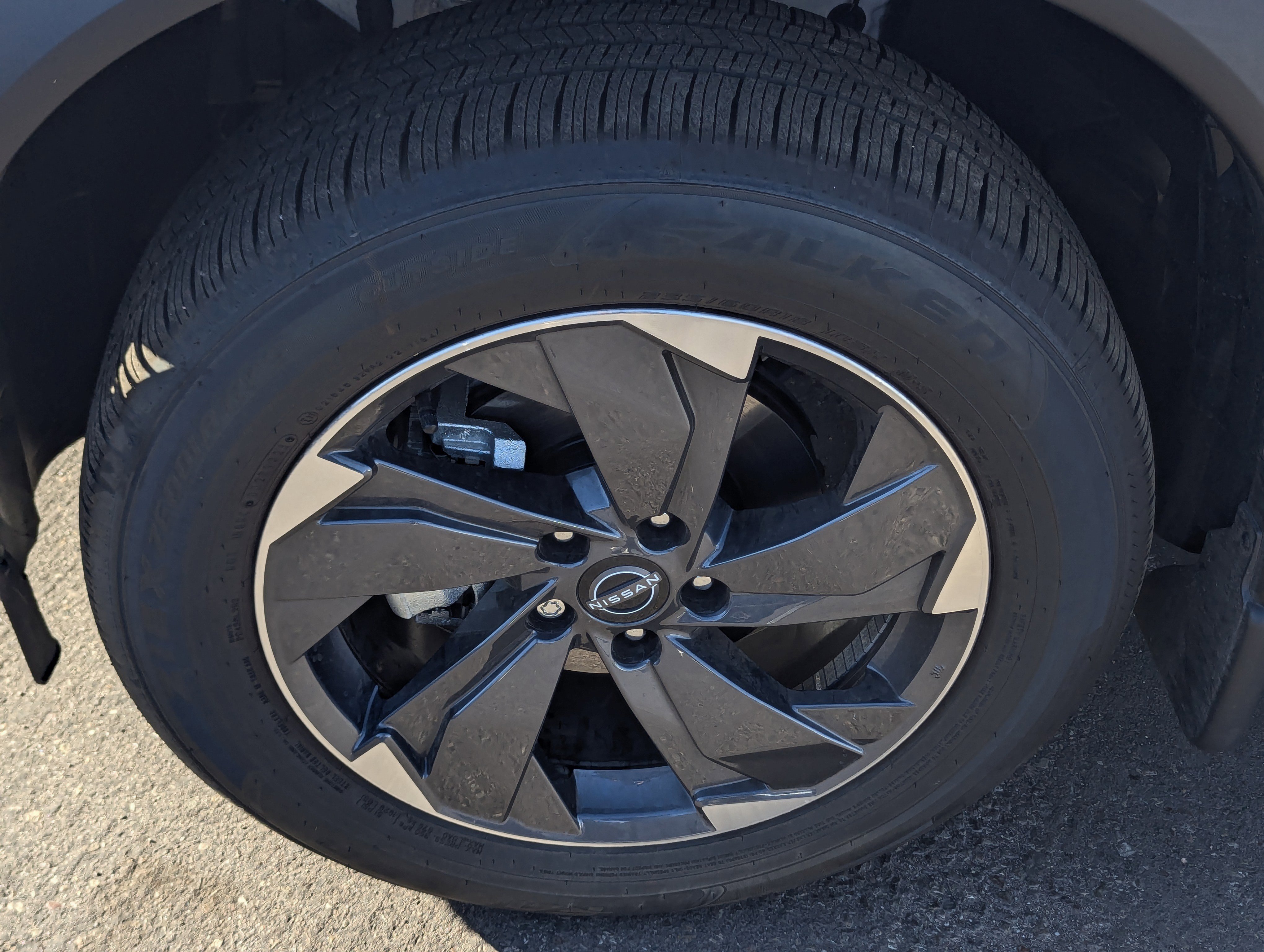 New 2026 Nissan Rogue SV w/ SV Premium Package image 7