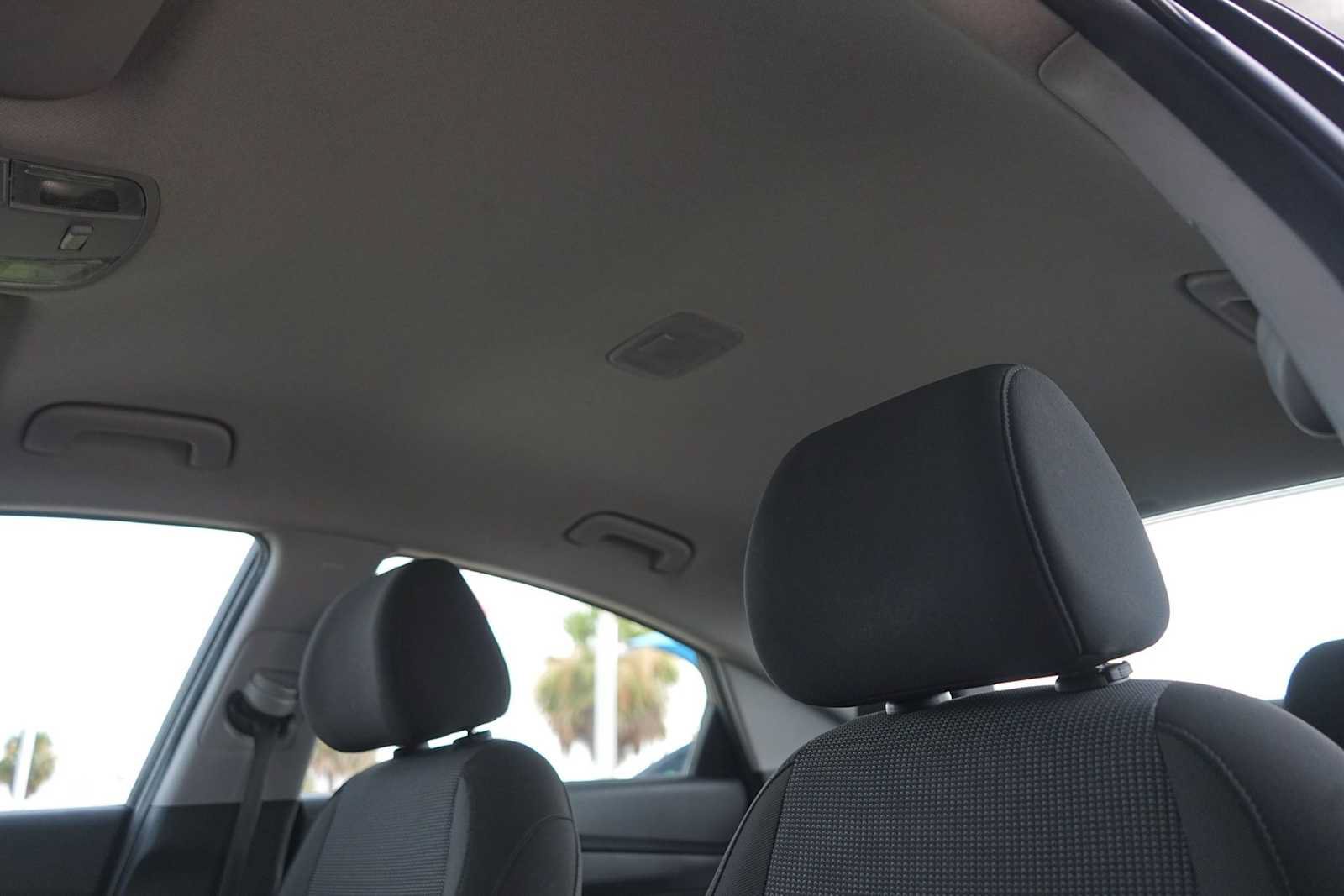 Used 2020 Hyundai Accent SE FWD image 26