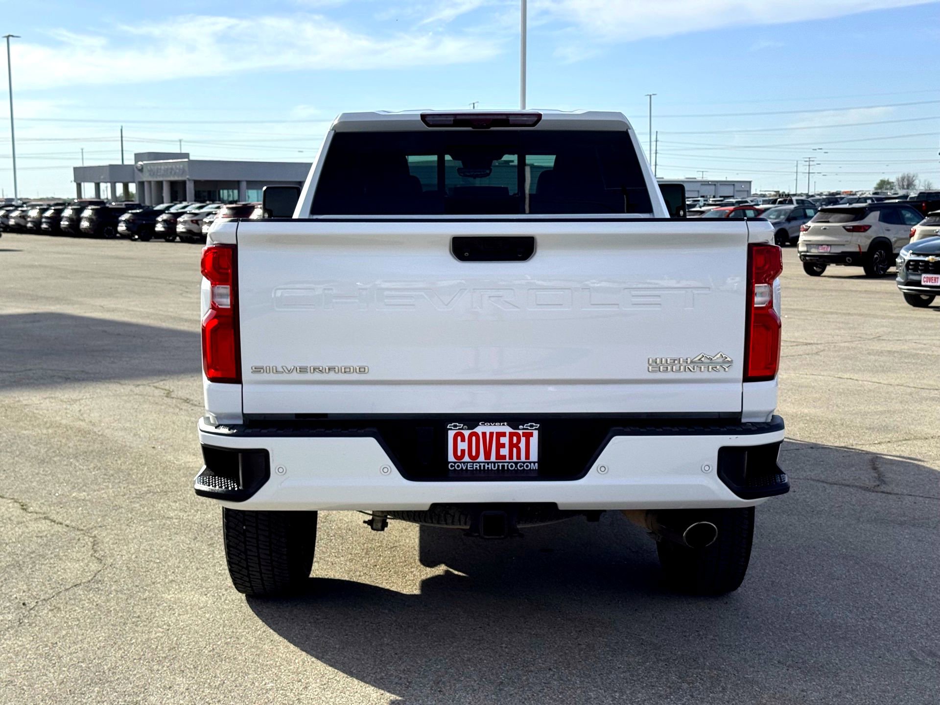 Used 2022 Chevrolet Silverado 2500 High Country w/ Z71 Off-Road Package image 7