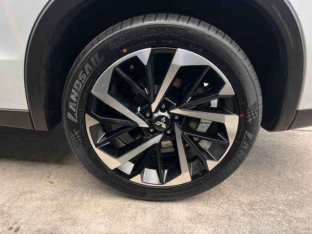 Used 2023 Mitsubishi Outlander SE FWD image 36