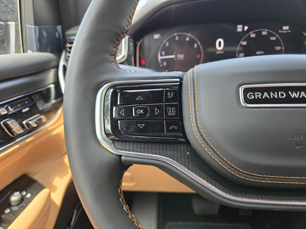 New 2026 Jeep Grand Wagoneer L Summit AWD/4WD image 16