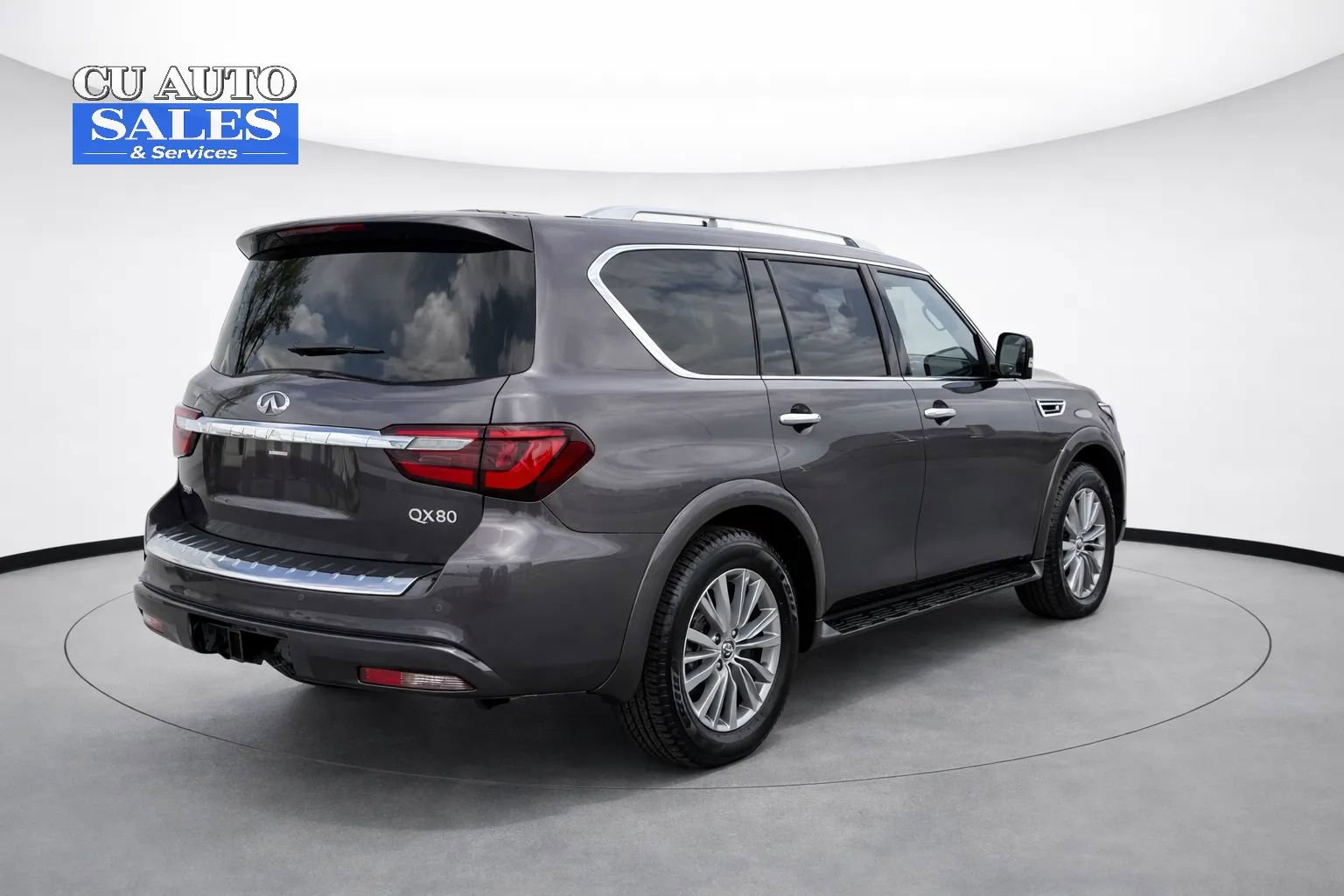 Used 2023 INFINITI QX80 Luxe w/ Cargo Package image 6