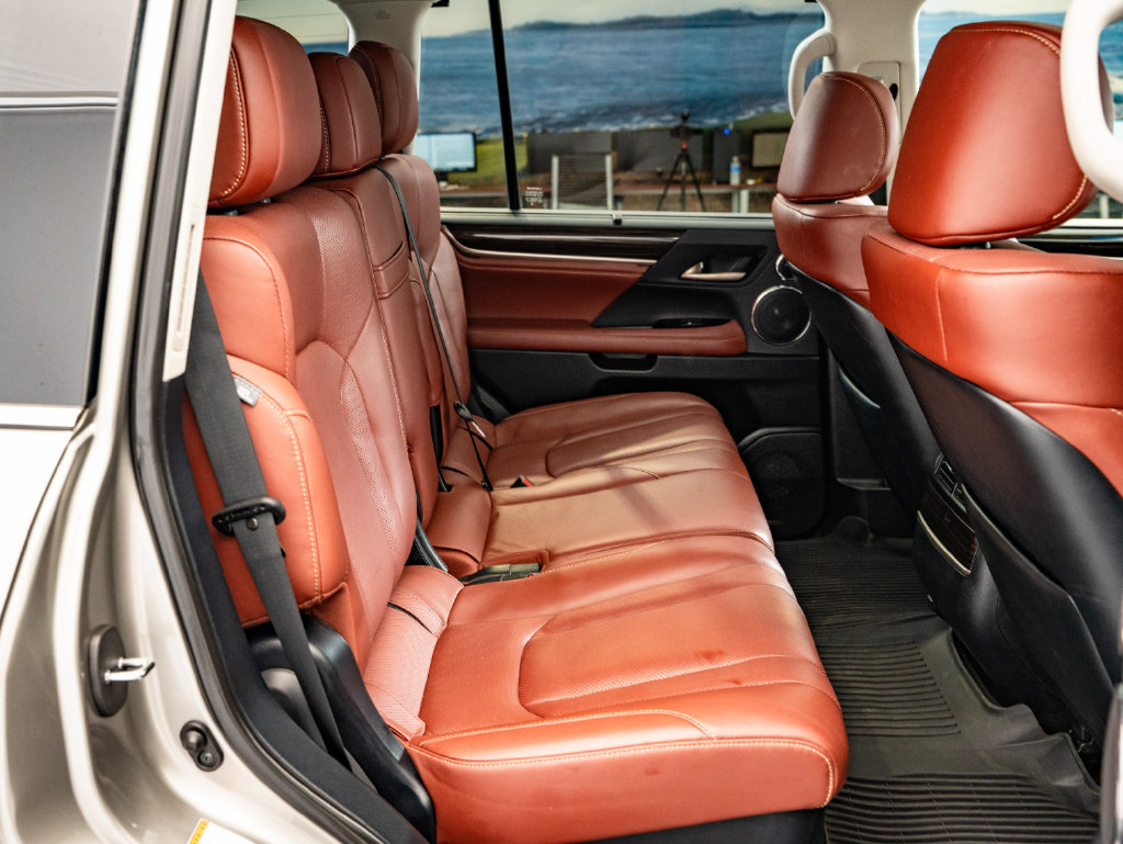 Certified 2021 Lexus LX 570 4WD w/ Luxury Package image 53