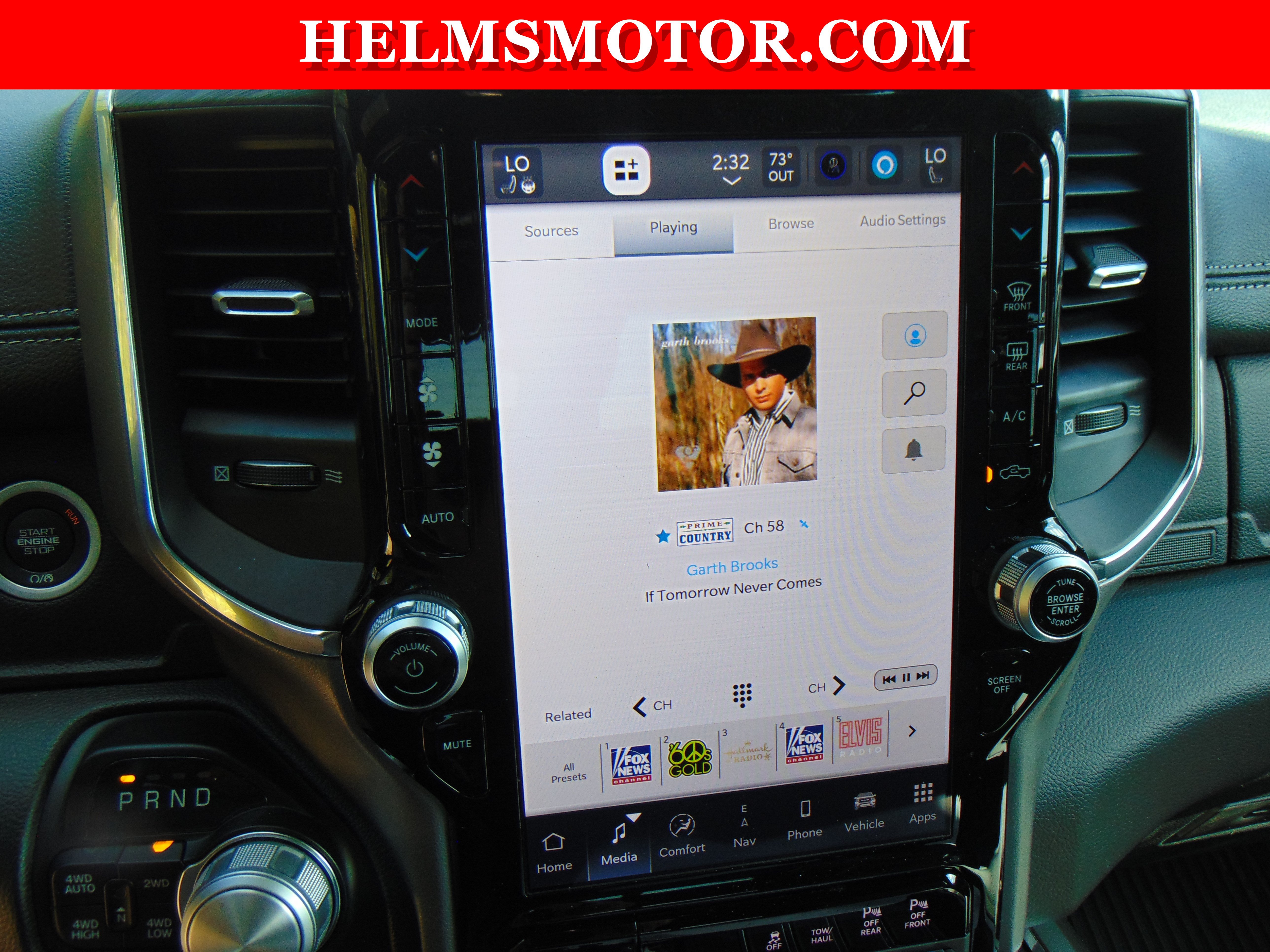Used 2024 RAM 1500 Laramie AWD/4WD image 32