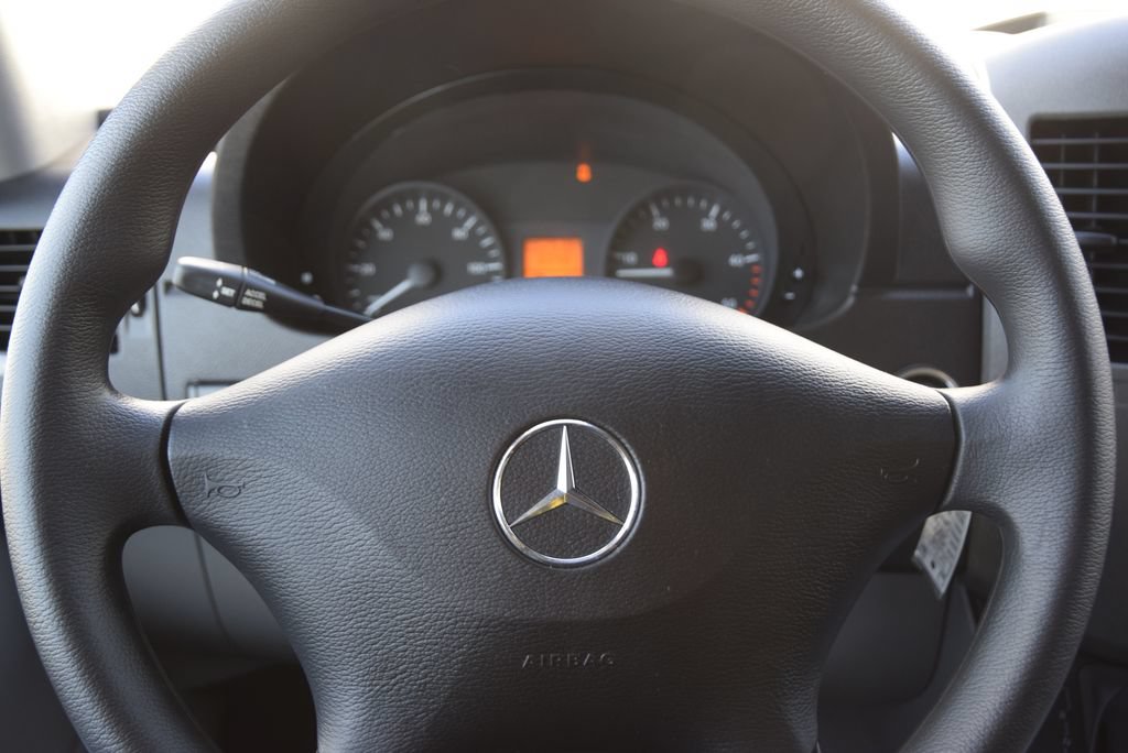 Used 2017 Mercedes-Benz Sprinter 2500 image 35