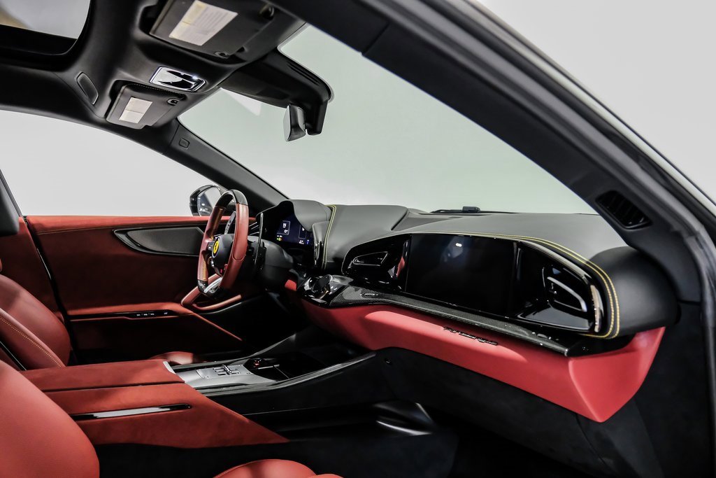 Used 2024 Ferrari Purosangue image 9