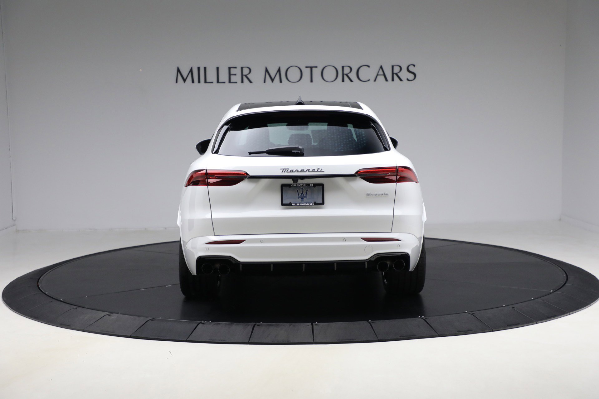 New 2025 Maserati Grecale Modena image 6