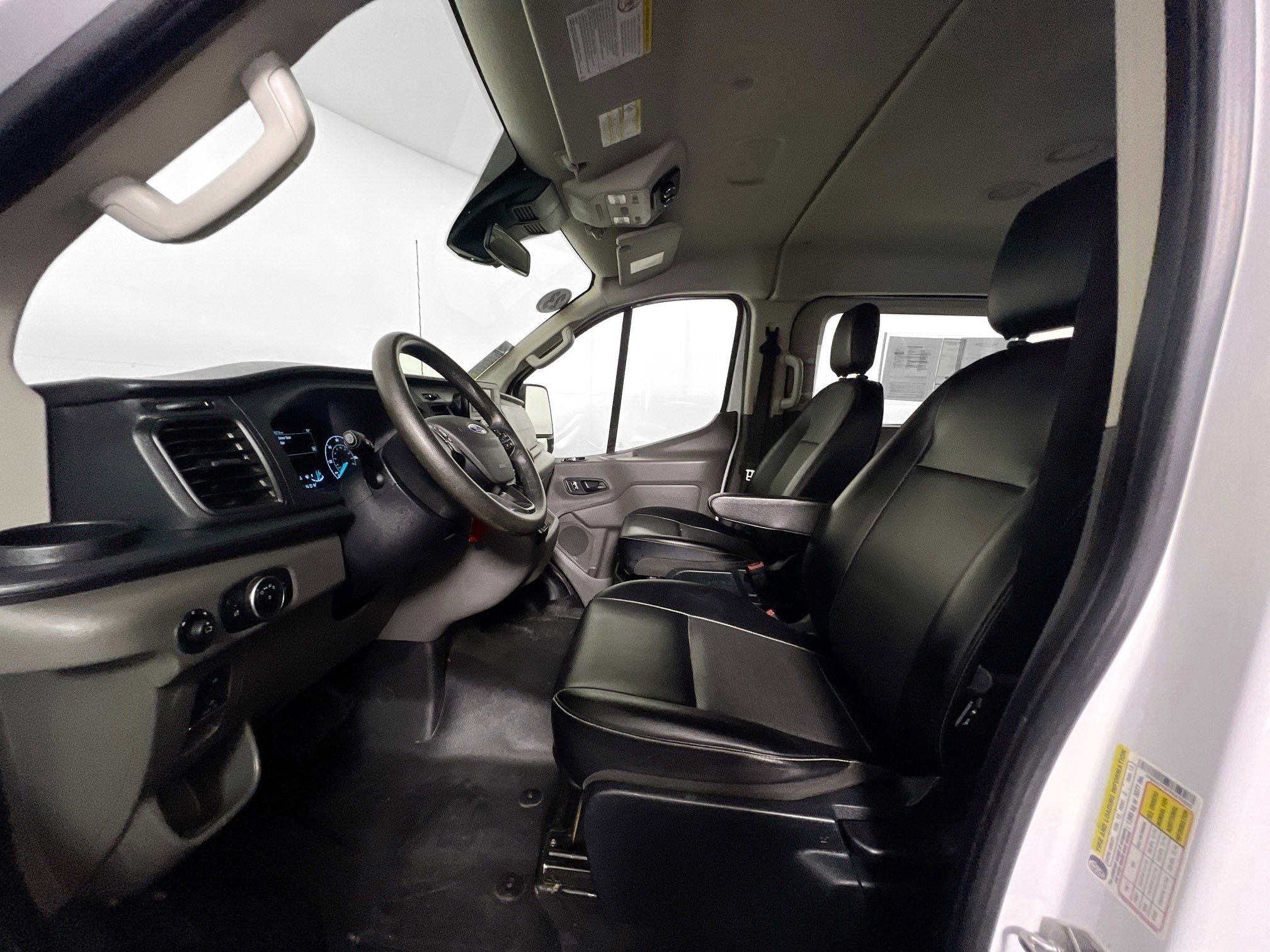 Used 2023 Ford Transit 350 XL image 14