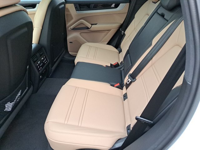 New 2026 Porsche Cayenne AWD/4WD image 19