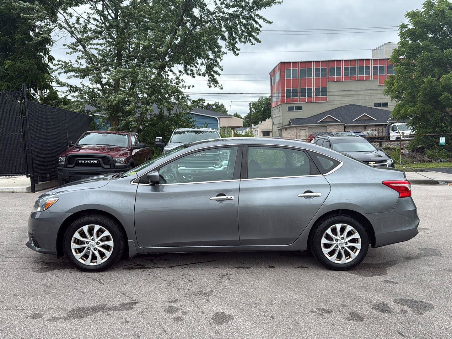 Used 2019 Nissan Sentra SV FWD image 6