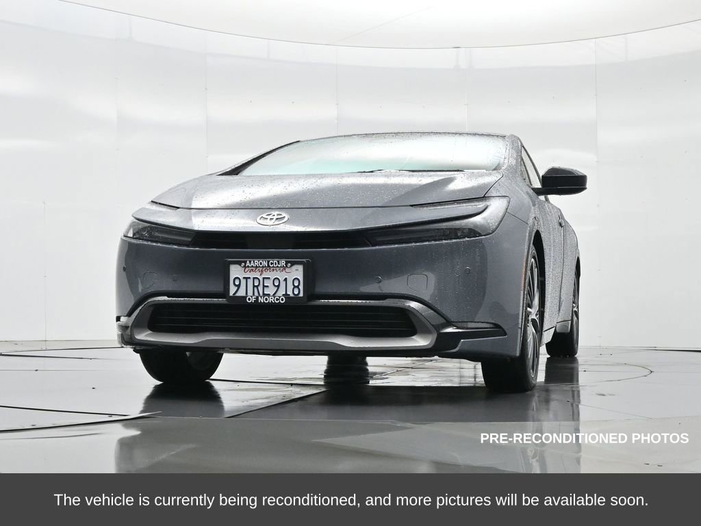 Used 2025 Toyota Prius XLE image 23