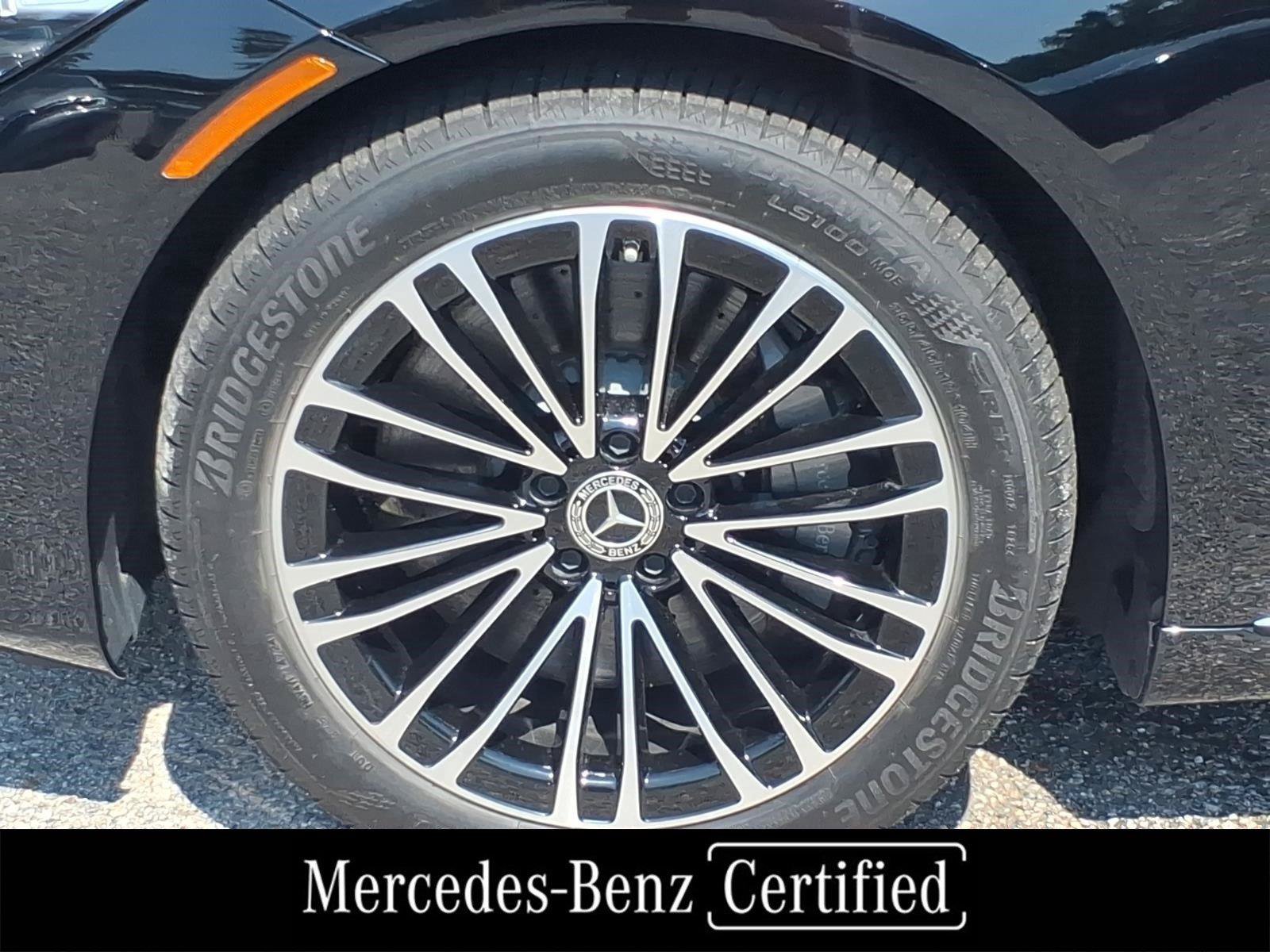 Used 2024 Mercedes-Benz S 580 4MATIC Sedan image 4