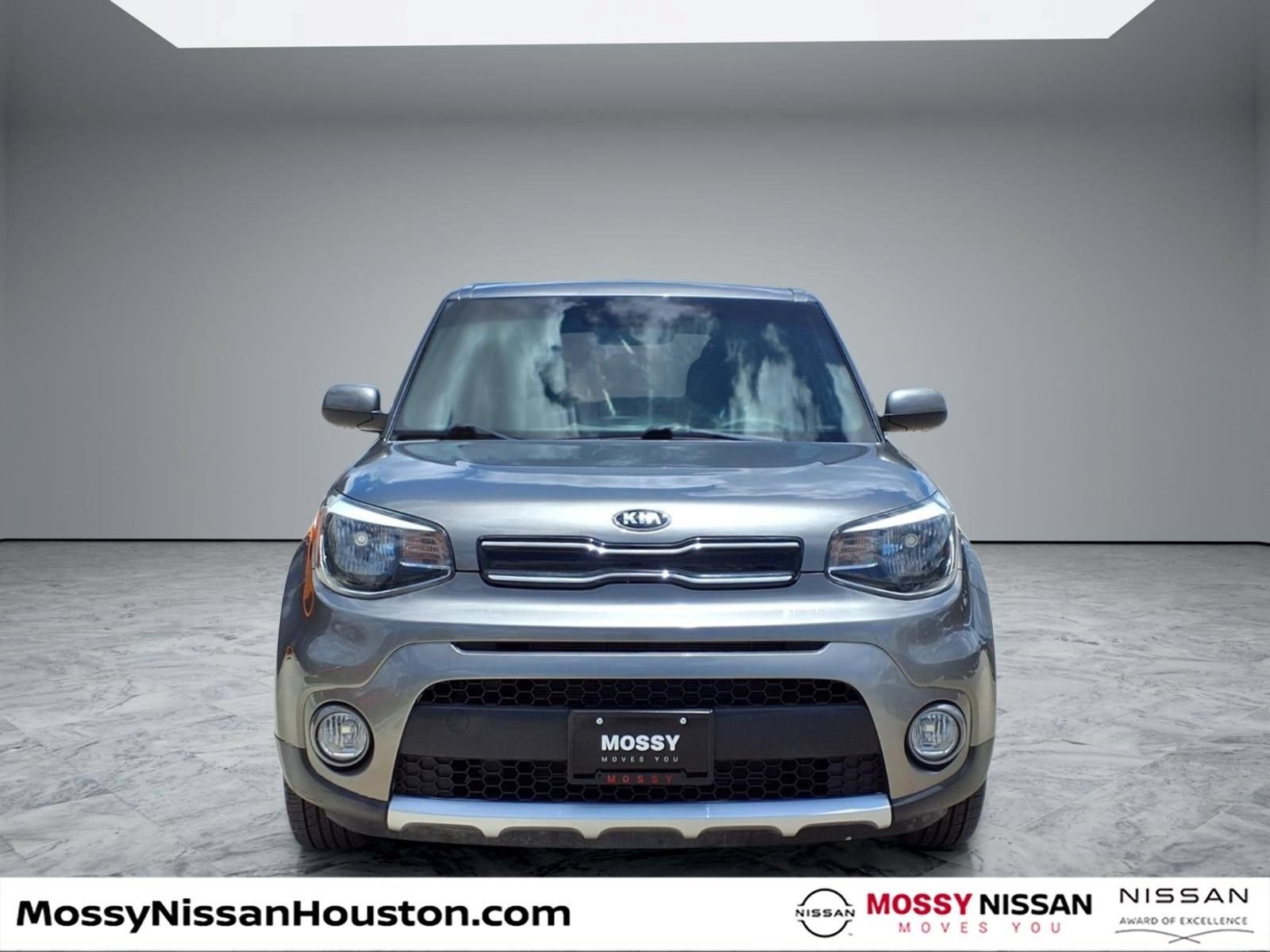 Used 2017 Kia Soul + FWD image 3