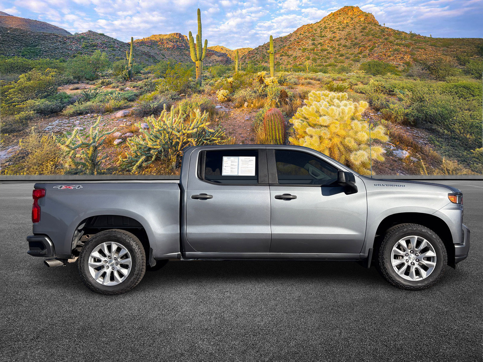 Used 2019 Chevrolet Silverado 1500 Custom w/ Custom Value Package image 3