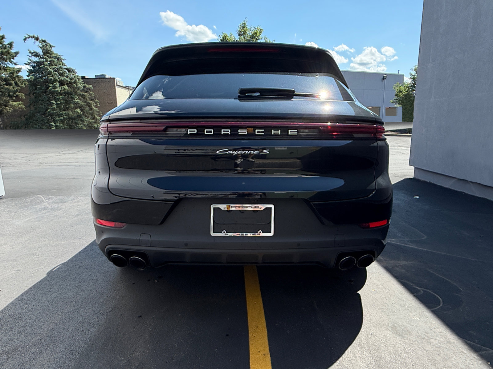 Used 2025 Porsche Cayenne S AWD/4WD image 14