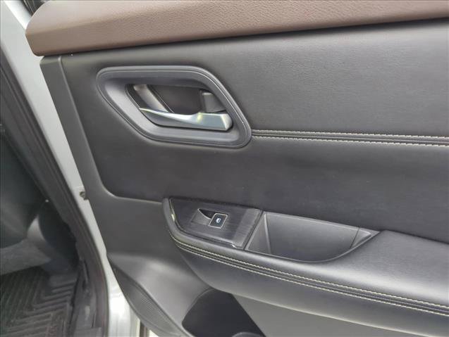 Used 2023 Nissan Rogue SL w/ SL Premium Package FWD image 26