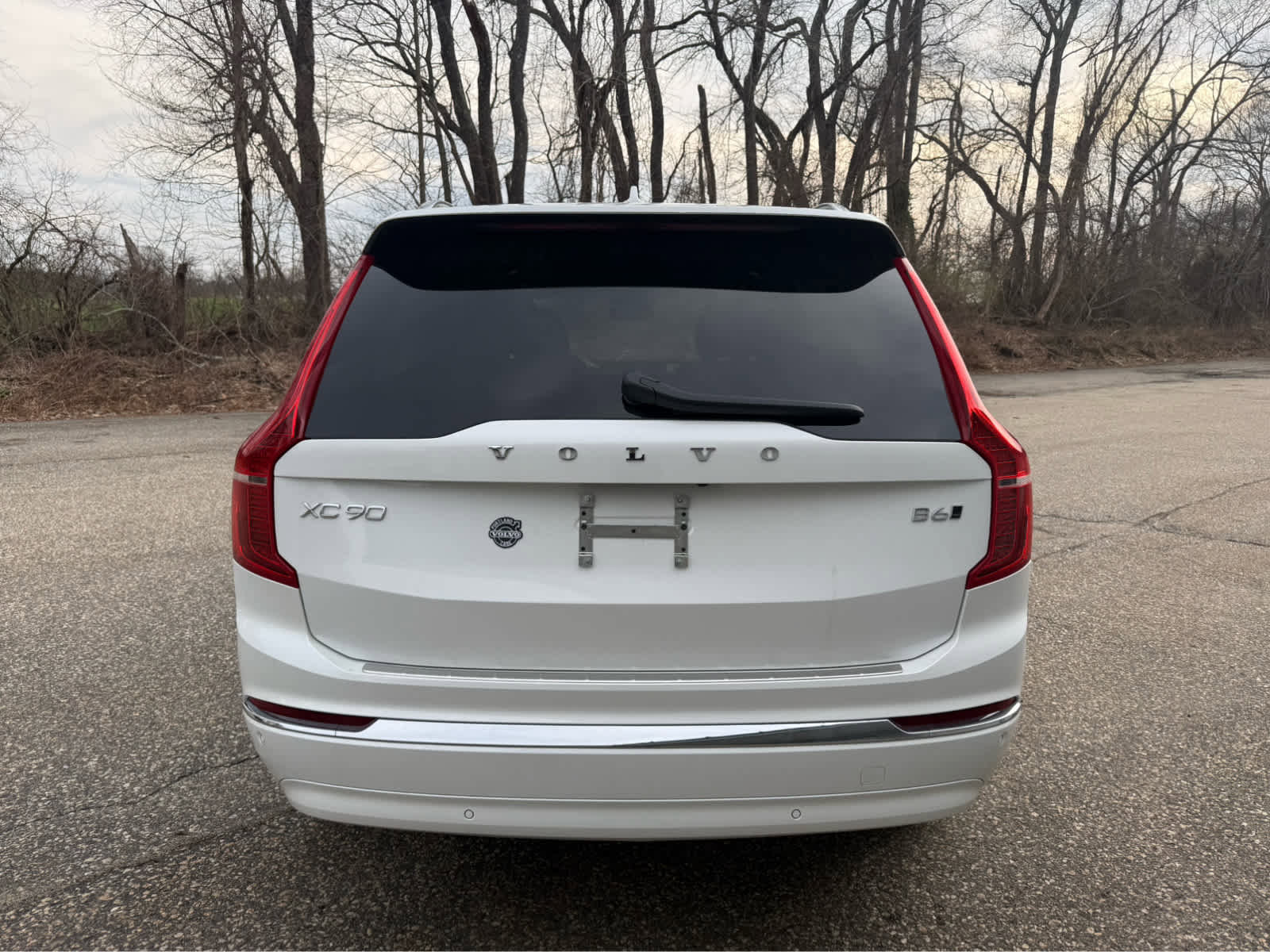 Used 2025 Volvo XC90 B6 Plus w/ Protection Package Premier image 4